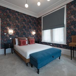 The Clarence Boutique Rooms